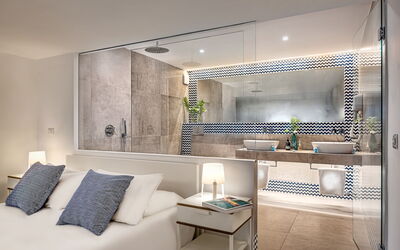 Monolocale Deluxe Wave: Eigentum, Möbel, Gebäude, Lampe, Komfort, Wohnzimmer, Interior Design, Die Architektur, Pflanze, Flooring
