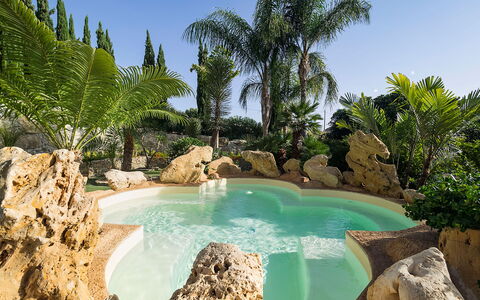 villa-girgenti-contrada-mendolito-jacuzzi