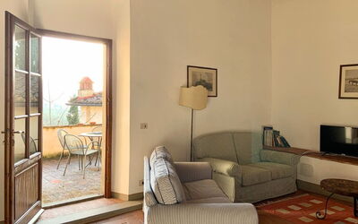 Le Fonti 7: Möbel, Wand, Interior Design, Holz, Flooring, Fussboden, Decke, Zimmer, Beleuchtung, Wohnzimmer