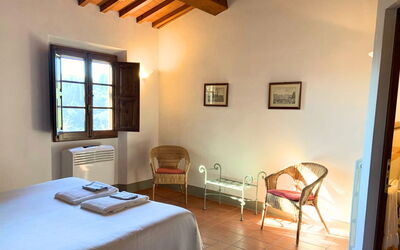 Le Fonti 6: Wand, Möbel, Interior Design, Flooring, Decke, Fussboden, Zuhause, Zimmer, Bett, Schlafzimmer