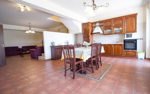 Villa Dei Castagni: Möbel, Eigentum, Tabelle, Stuhl, Holz, Interior Design, Halle, Gebäude, Flooring, Countertop