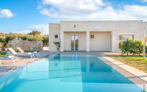 Villa Apeliote