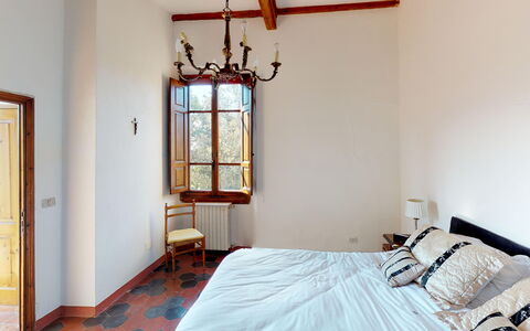 Villa La Cicogna Tuscany: Möbel, Fenster, Gebäude, Komfort, Holz, Haus, Textil, Beleuchtung, Interior Design, Die Architektur