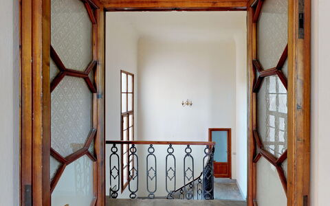 Villa La Cicogna Tuscany: Eigentum, Gebäude, Tür, Holz, Interior Design, Fussboden, Wand, Linie, Haus