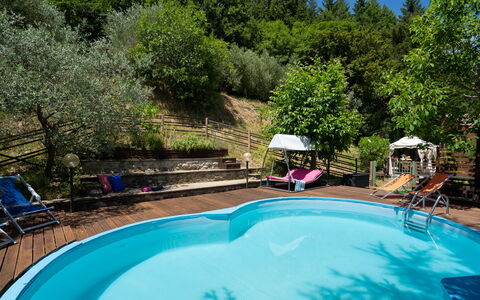 Villa La Vigna: Wasser, Pflanze, Eigentum, Schwimmbad, Natur, Azurblau, Baum, Gebäude, Schatten, Gartenmöbel