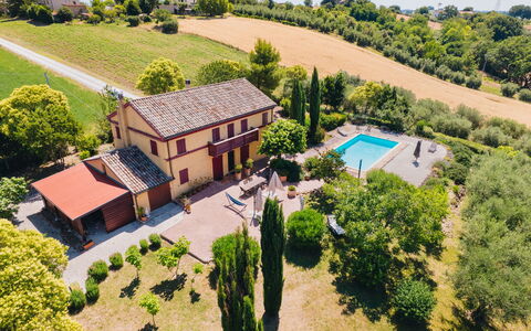 Casa Bellavista: Schwimmbad, Wohngebiet, Estate, Resort, Eco Hotel, Hazienda, Villa, Bauernhaus, Landscaping, Garten