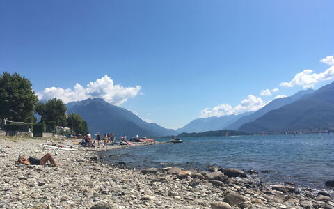 Niki: Himmel, Wasser, Bergforms, Berg, Gewässer, Küste, Küsten Und Ozeanische Forms, Strand, Hügel, Meer