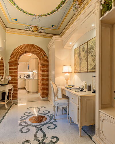 Charming Apartment Cartoni - Città Della Pieve, Um: Möbel, Eigentum, Bilderrahmen, Tabelle, Stuhl, Interior Design, Gebäude, Halle, Holz, Haus