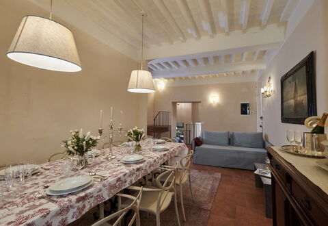 Casa Ada e Sabo: Tabelle, Eigentum, Möbel, Bilderrahmen, Gebäude, Interior Design, Dekoration, Stuhl, Beleuchtung, Holz