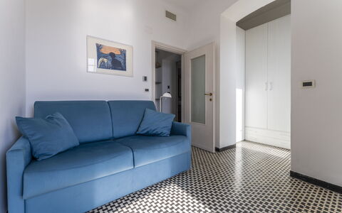 A Due Passi da Camogli 2, Seaview, Wifi: Bilderrahmen, Eigentum, Möbel, Couch, Komfort, Tür, Interior Design, Flooring, Fussboden