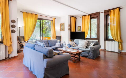 Tenuta De Paoli - Chianni, Pool, Wifi, Privacy, To: Möbel, Couch, Komfort, Vorhang, Azurblau, Interior Design, Tabelle, Die Architektur, Holz, Wohnzimmer