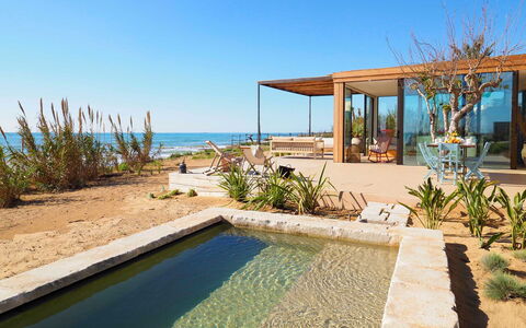 Casa Ninfa - Ispica, Sicilia: Wasser, Himmel, Pflanze, Eigentum, Azurblau, Die Architektur, Schatten, Freizeit, Gebäude, Landschaft