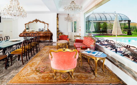 Villa Ester - Capo D'orlando, Sicilia: Möbel, Eigentum, Dekoration, Tabelle, Gebäude, Beleuchtung, Interior Design, Wohnzimmer, Fussboden, Flooring