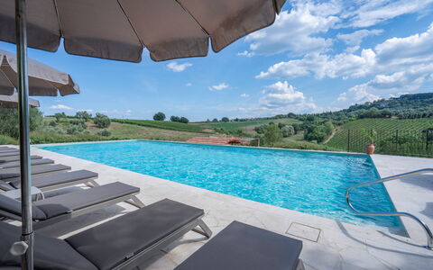 Pendolino Spereto Apartment With Pool, Montaione: Schwimmbad, Gartenmöbel, Sonnenliege, Resort, Thermae, Eco Hotel, Stuhl, Ferienort, Läge, Villa