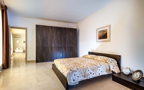 Casapietra - Scicli, Sicilia: Eigentum, Möbel, Komfort, Holz, Interior Design, Flooring, Fussboden, Laminatboden, Hartholz, Holzbeize