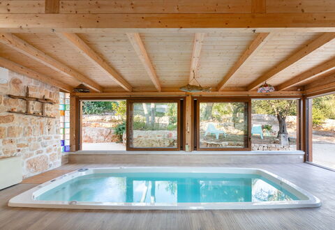 Trulli Di Grieco: Wasser, Eigentum, Azurblau, Schwimmbad, Gebäude, Interior Design, Die Architektur, Schatten, Freizeit, Holz