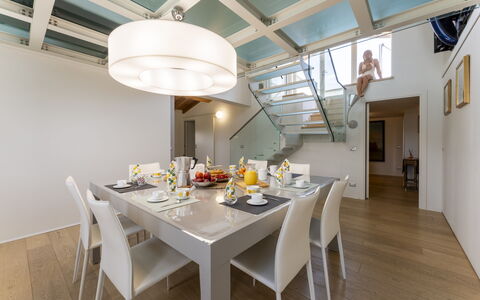 Casa del Marchese, Pool, Wifi, Castell' Arquato: Tabelle, Möbel, Essen, Stuhl, Interior Design, Geschirr, Küche & Esszimmer Tisch, Flooring, Fussboden, Holz