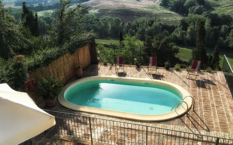 Casa Le Crete: Wasser, Wasservorräte, Eigentum, Schwimmbad, Baum, Pflanze, Azurblau, Gebäude, Gewässer