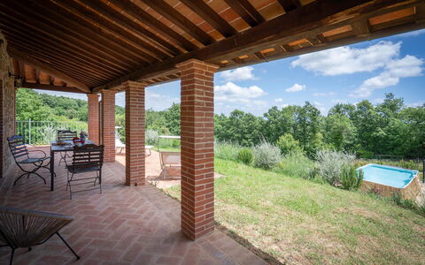 Vineyard’s Cottage With Pool, Ac, Wifi - Siena: Pflanze, Eigentum, Himmel, Wolke, Natur, Holz, Schatten, Beleuchtung, Die Architektur, Baum