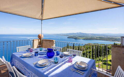 Sunset Sea View, Baratti, Populonia, Wifi, Ac: Möbel, Tabelle, Stuhl, Tischdecke, Gartenmöbel, Küche & Esszimmer Tisch, Schatten, Balkon, Resort, Tisch Im Freien