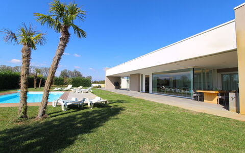 Stima Home, Padova, Pool, Ac: Estate, Schatten, Landscaping, Rasen, Villa, Hazienda, Garten, Villa, Schwimmbad