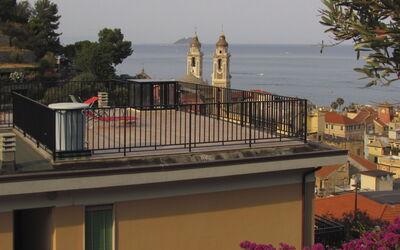 Garden an Seaview