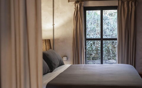 Mulino Morandi: Möbel, Gebäude, Komfort, Fenster, Holz, Schatten, Textil, Interior Design, Vorhang