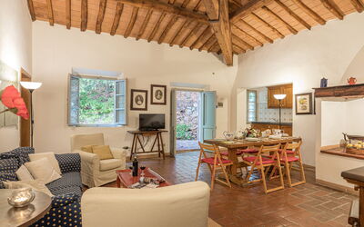 Ginestra: Möbel, Bilderrahmen, Tabelle, Holz, Interior Design, Fussboden, Wohnzimmer, Hartholz, Grundeigentum, Fenster