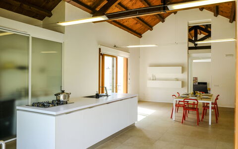 Villa Terrenove: Eigentum, Holz, Interior Design, Die Architektur, Fussboden, Flooring, Gebäude, Fenster, Wand, Wohnzimmer