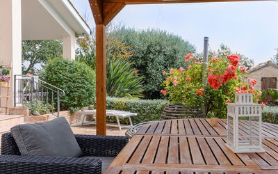 Cyca Holiday Home