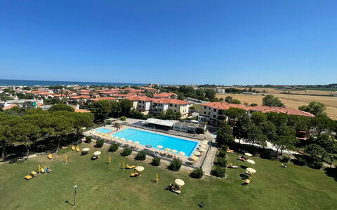 Suite Mareconero: Schwimmbad, Erholung, Park, Resort, Ferienort