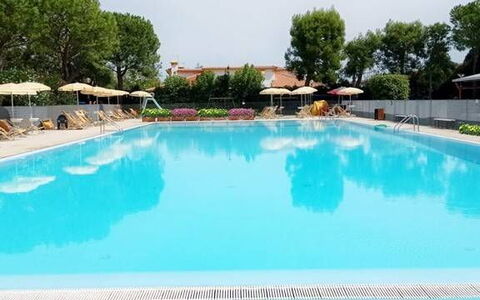 Suite Mareconero: Wasser, Eigentum, Himmel, Azurblau, Pflanze, Schwimmbad, Baum, Freizeit, Verbundwerkstoff