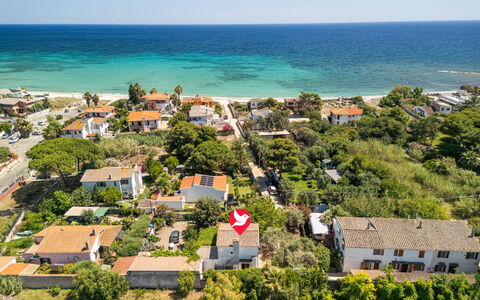 Sant'Andrea: Wasser, Himmel, Pflanze, Azurblau, Strand, Küsten Und Ozeanische Forms, Natürliche Landschaft, Terrain, Horizont, See