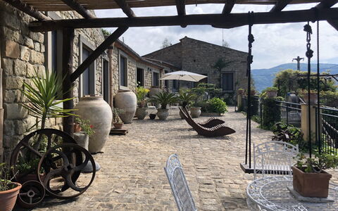 San Noto House With Pool Ac Wifi: Pflanze, Blumentopf, Himmel, Gebäude, Zimmerpflanze, Schatten, Haus, Holz, Landschaft, Grundeigentum