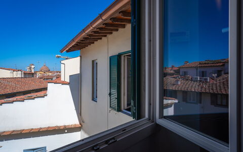 Belle Donne Apartment, Tornabuoni, Florence, Wifi: Himmel, Gebäude, Fenster, Holz, Schatten, Urban Design, Haus, Grundeigentum, Fassade
