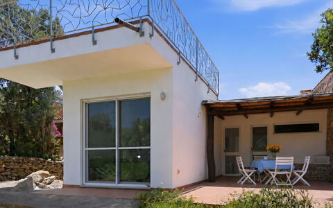 La Casa dei Nonni: Zuhause, Grundstueck, Tür, Hütte, Balkon, Schatten, Estate, Garten, Design, Hinterhof