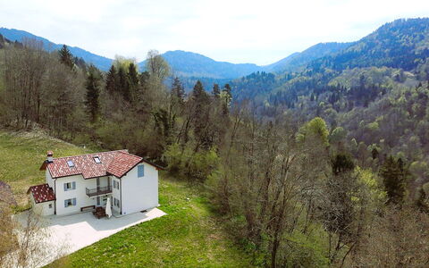 Baita Tersilia Mountain And Lake, Veneto: Haus, Zuhause, Hügel, Hütte, Dach, Hochland, Landschaft, Ländliches Gebiet, Bergstation, Senke