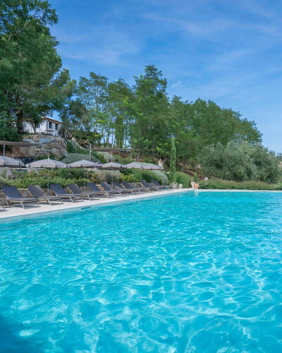Ciliegino Spereto Apartment, Pool And Relax , Mont: Schwimmbad, Resort, Gartenmöbel, Eco Hotel, Sonnenliege, Garten, Landscaping, Thermae, Ferienort, Hazienda