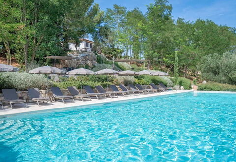 Melaiolo Modern Apartment With Pool, Montaione, To: Wasser, Pflanze, Wasservorräte, Eigentum, Himmel, Natur, Azurblau, Schwimmbad, Baum, Natürliche Landschaft