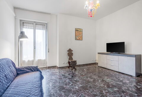 Romina Apartment, Florence, Campo Marte: Flooring, Fussboden, Interior Design, Zimmer, Wohnung, Decke, Möbel, Zuhause, Holzboden, Wohnzimmer