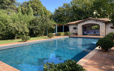 Villa Bongi: Wasser, Schwimmbad, Verbundwerkstoff, Water Feature, Schatten, Estate, Resort, Hazienda, Garten, Eco Hotel