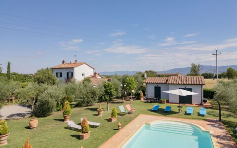 Villa Elena: Estate, Hazienda, Bauernhaus, Rasen, Schwimmbad, Garten, Villa, Hinterhof, Eco Hotel, Plantage