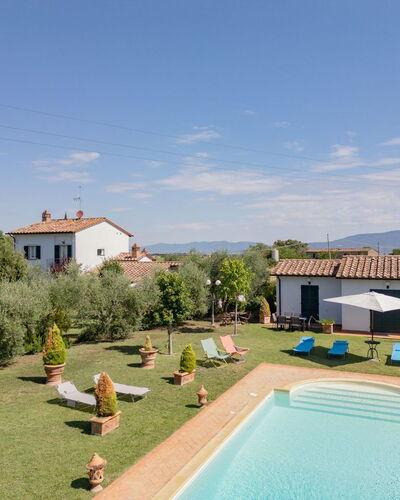 Villa Elena: Estate, Hazienda, Bauernhaus, Rasen, Schwimmbad, Garten, Villa, Hinterhof, Eco Hotel, Plantage