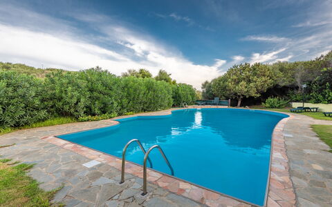 Apartments With Pool Country Village, Stintino: Blau, Wasser, Schwimmbad, Schatten, Resort, Reflexion, Landscaping, Reflecting Pool, Water Feature, Eco Hotel