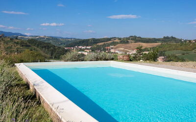 Cascina Tabia: Blau, Schwimmbad, Verbundwerkstoff, Resort, Eco Hotel, Thermae, Villa