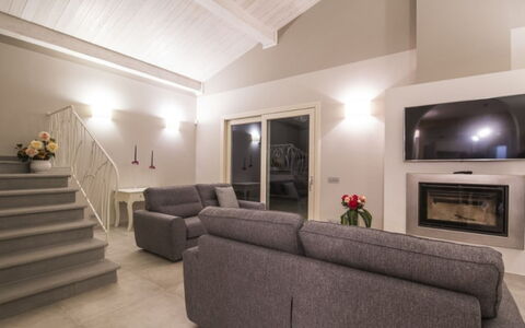 Villa Sara: Interior Design, Flooring, Möbel, Couch, Decke, Fussboden, Zimmer, Wohnzimmer, Beleuchtung, Zuhause