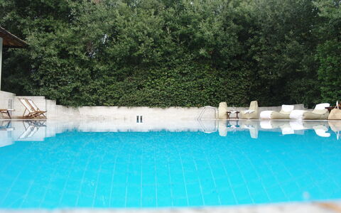 Villa Antonella: Schwimmbad, Wasser, Freizeit, Resort, Verbundwerkstoff, Thermae, Gartenmöbel, Water Feature