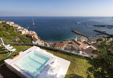 Villa Limoncello: Wasser, Meer, Küste, Küsten Und Ozeanische Forms, Resort, Schwimmbad, Ozean, Ferienort, Strandresort