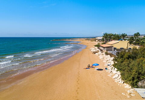 Casa sul Mare: Himmel, Blau, Wasser, Strand, Gewässer, Küste, Meer, Sommer, Küsten Und Ozeanische Forms, Horizont