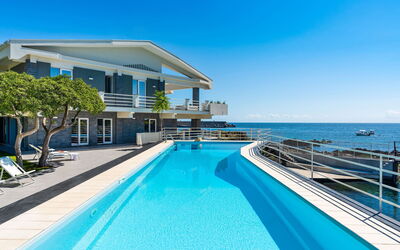 Villa del Faro: Schwimmbad, Resort, Freizeit, Hotel, Eco Hotel, Villa, Ferienort, Urlaub